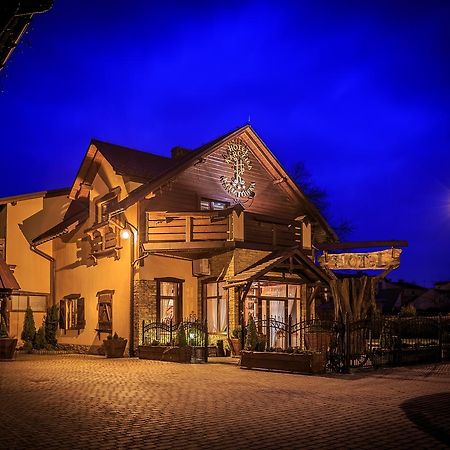 Wolbrom Hotel - Karczma Klimtowka מראה חיצוני תמונה