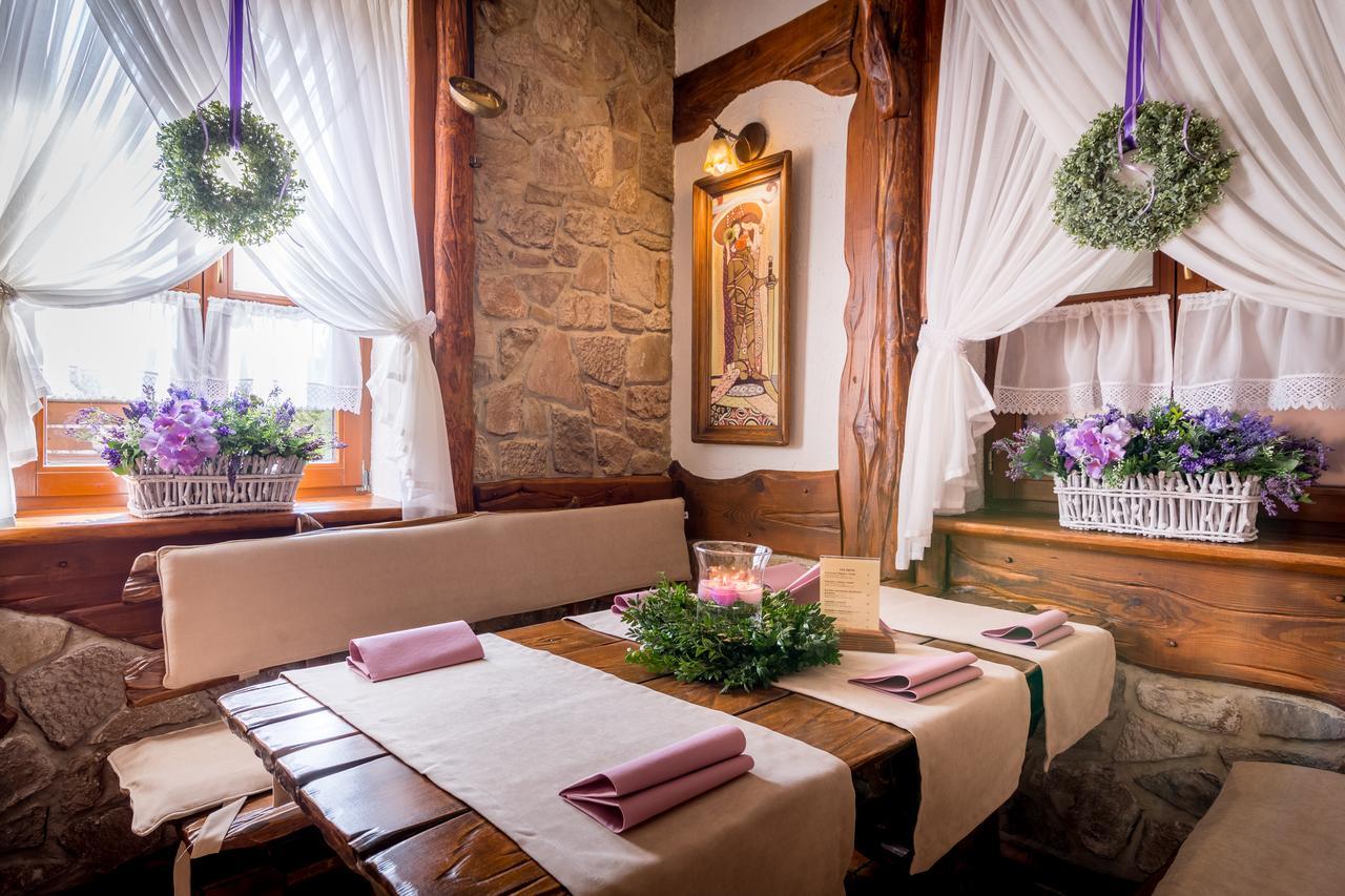 Wolbrom Hotel - Karczma Klimtowka מראה חיצוני תמונה