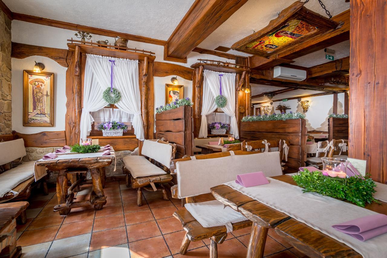 Wolbrom Hotel - Karczma Klimtowka מראה חיצוני תמונה